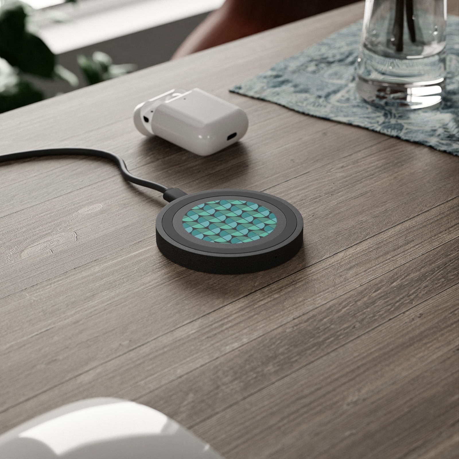 Quake Wireless Charging Pad - Luxora